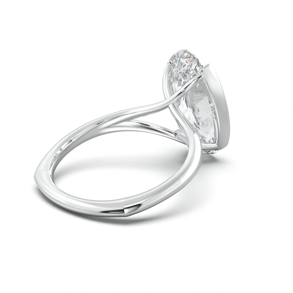 Moval Halo Pavé Engagement Ring