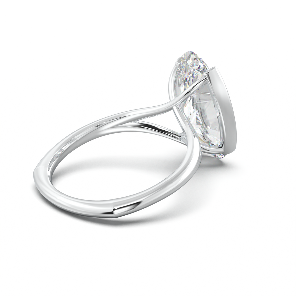 Moval Halo Pavé Engagement Ring