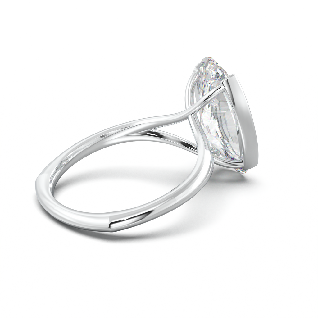 Moval Halo Pavé Engagement Ring
