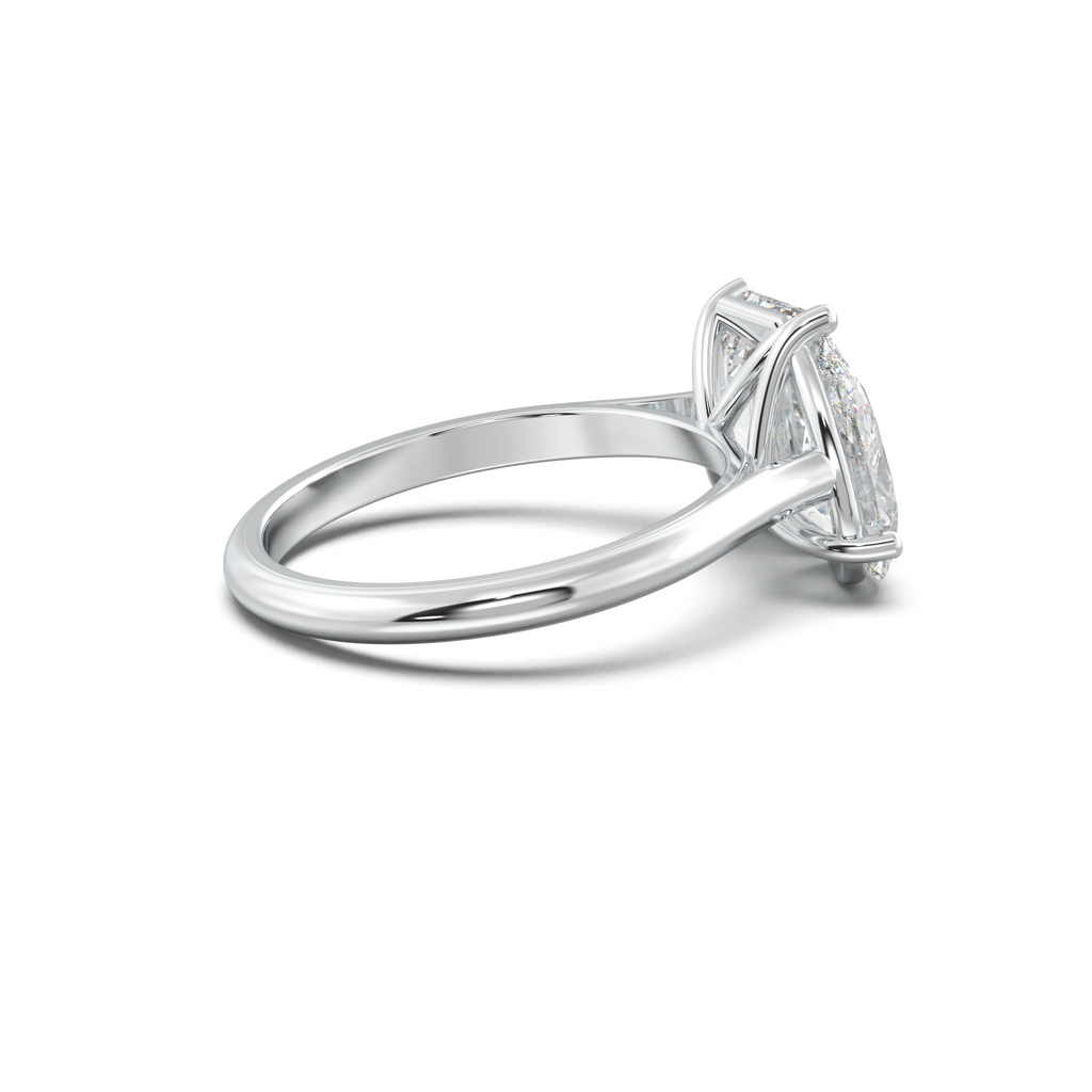 Pear & Emerald Toi et Moi Engagement Ring