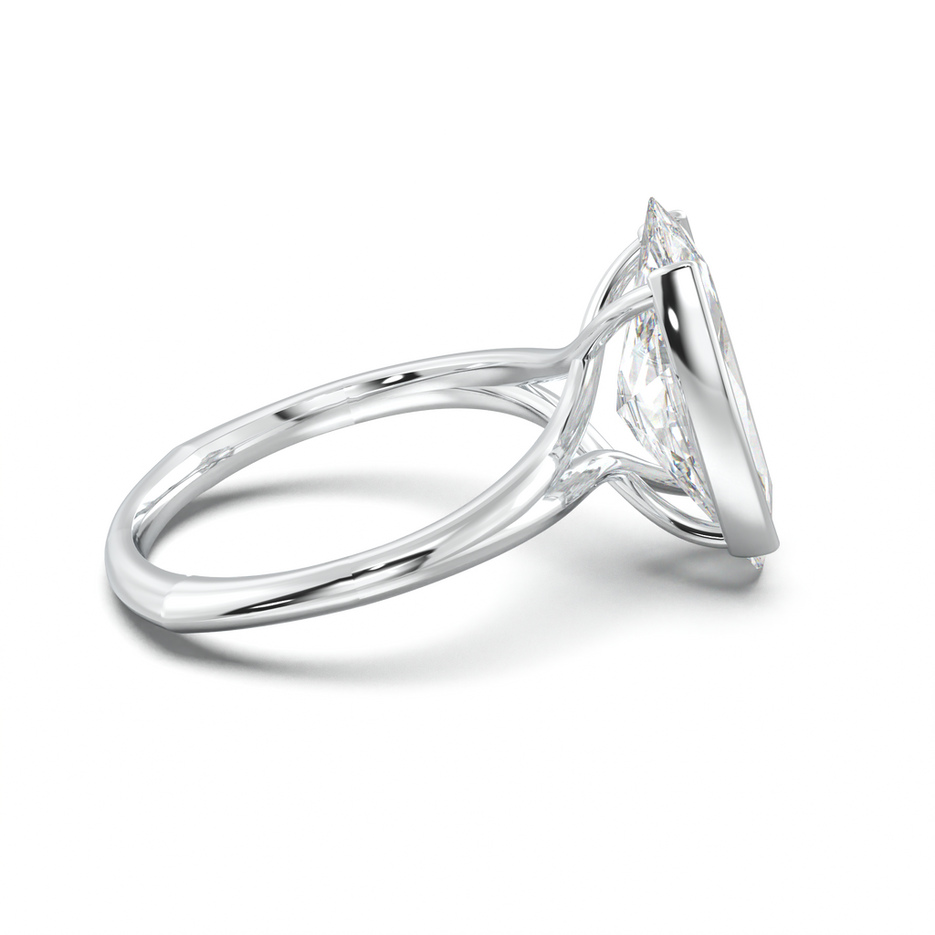 Moval Halo Pavé Engagement Ring