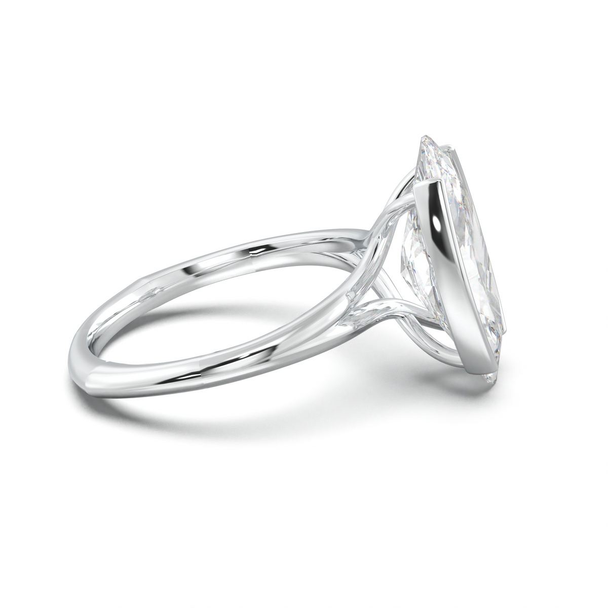 Moval Halo Pavé Engagement Ring
