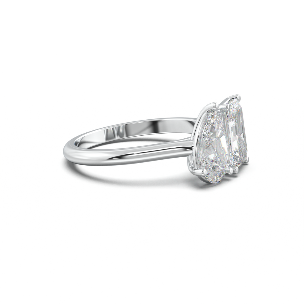 Pear & Emerald Toi et Moi Engagement Ring