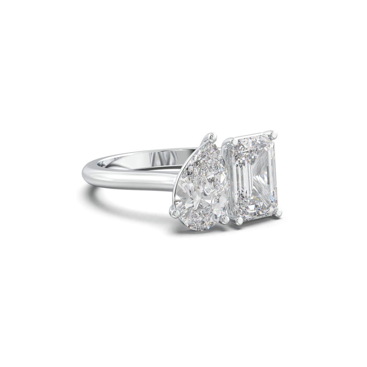 Pear & Emerald Toi et Moi Engagement Ring