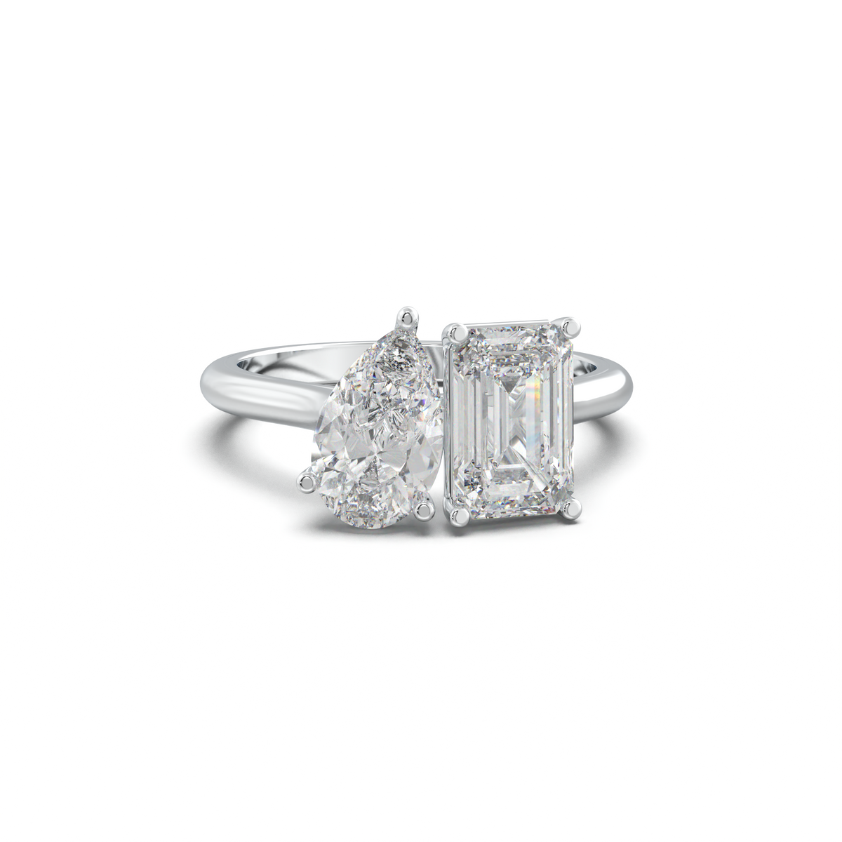 Pear & Emerald Toi et Moi Engagement Ring