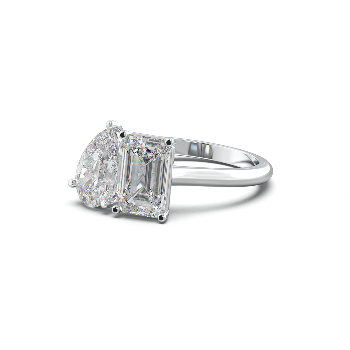Pear & Emerald Toi et Moi Engagement Ring