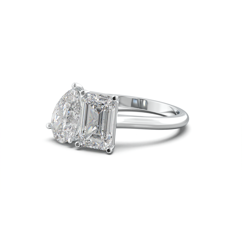 Pear & Emerald Toi et Moi Engagement Ring