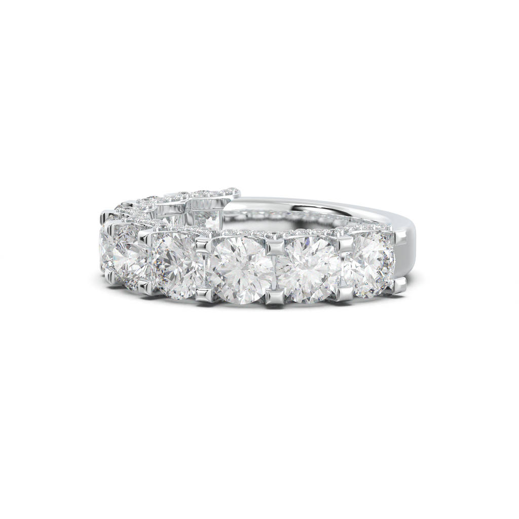 Round Diamond Pavé-Edge Wedding Band
