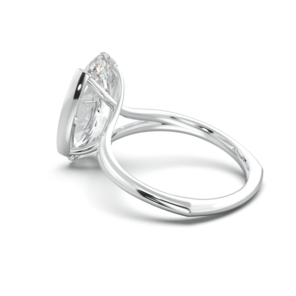 Moval Halo Pavé Engagement Ring