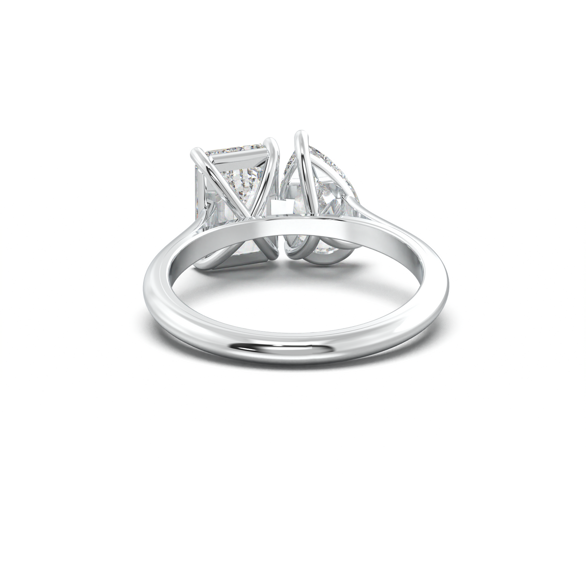 Pear & Emerald Toi et Moi Engagement Ring