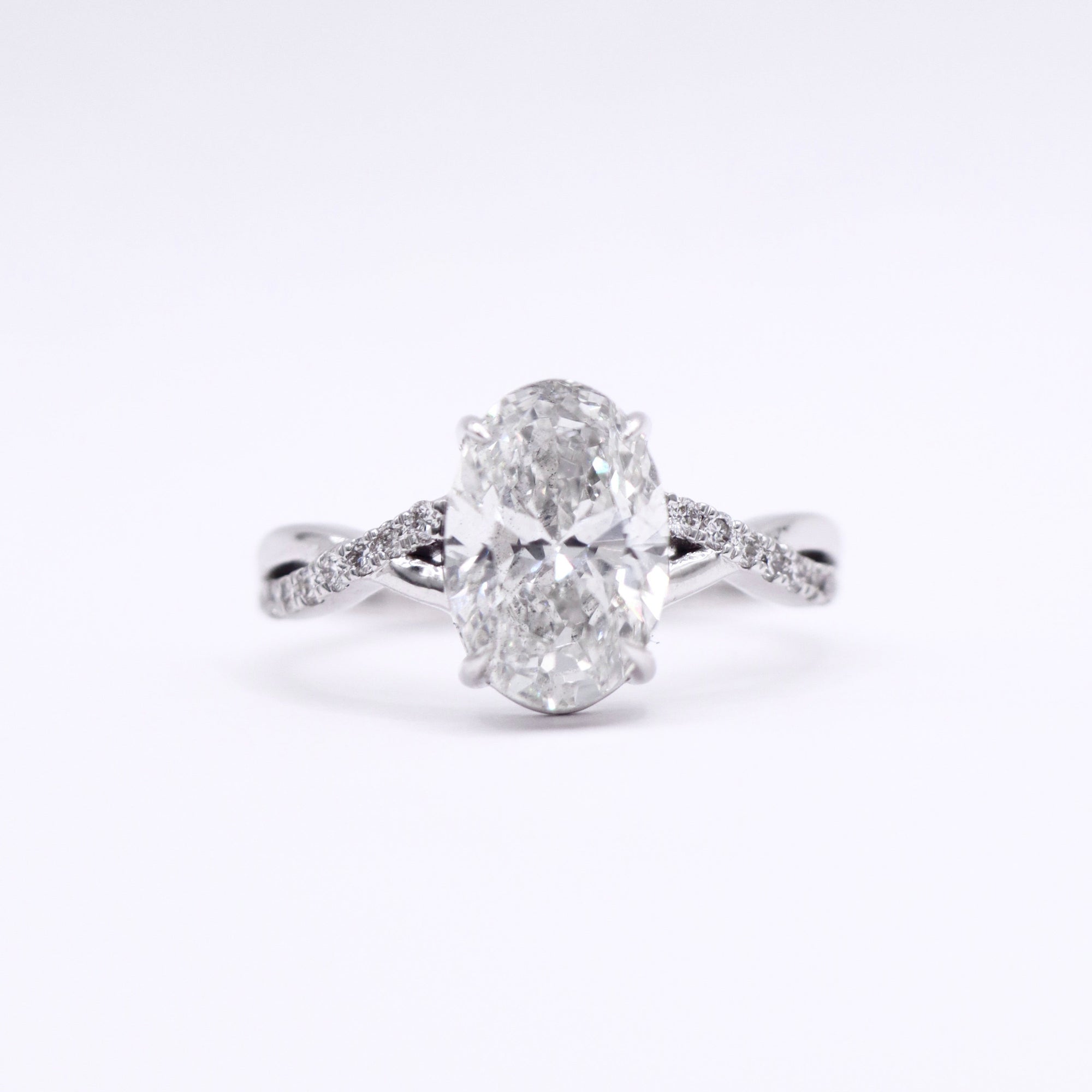 Celestial Twist Oval Ring 1