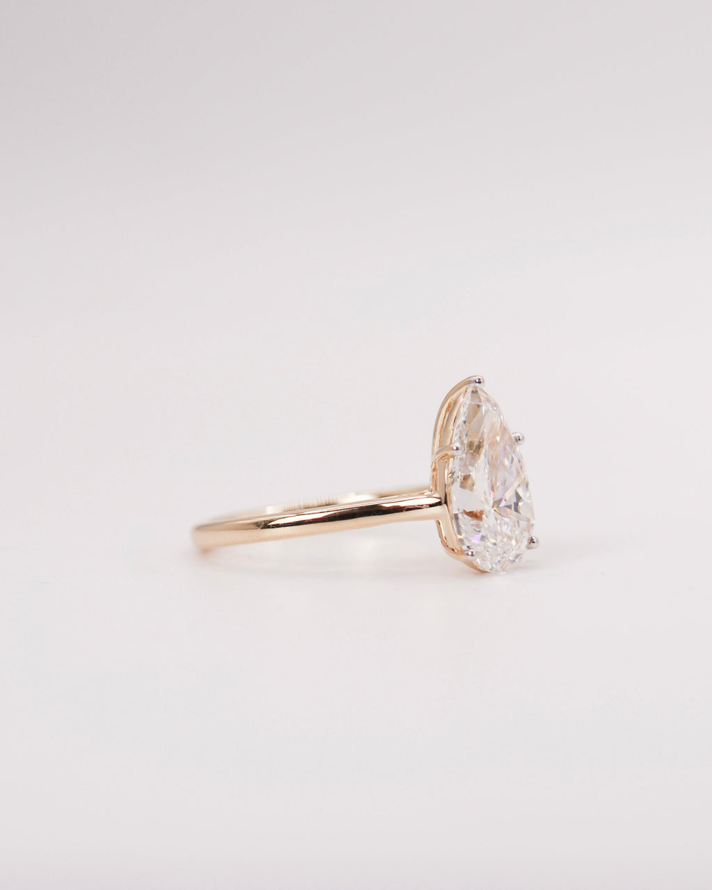 Customizable Cathedral Setting Ring