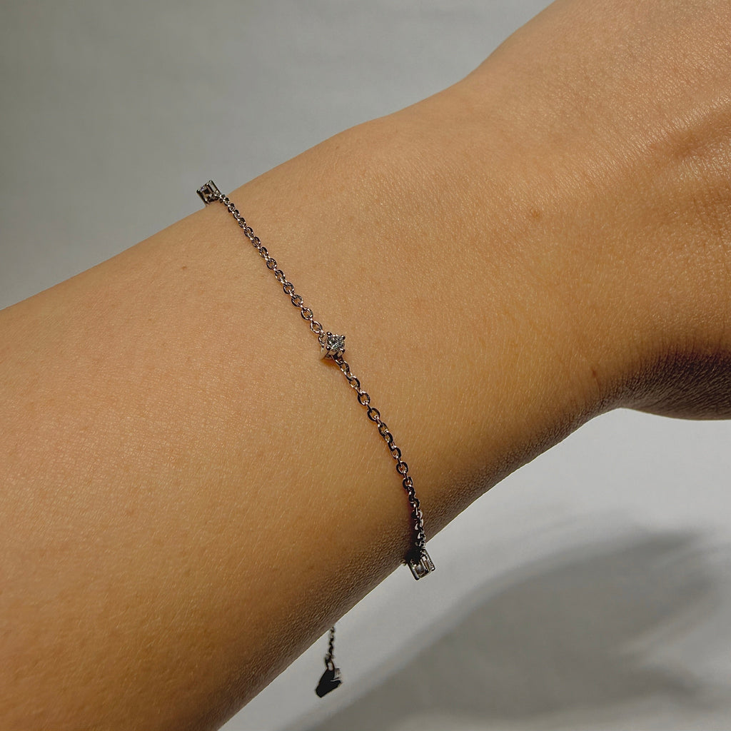 Eternal Station Round Chain Bracelet
