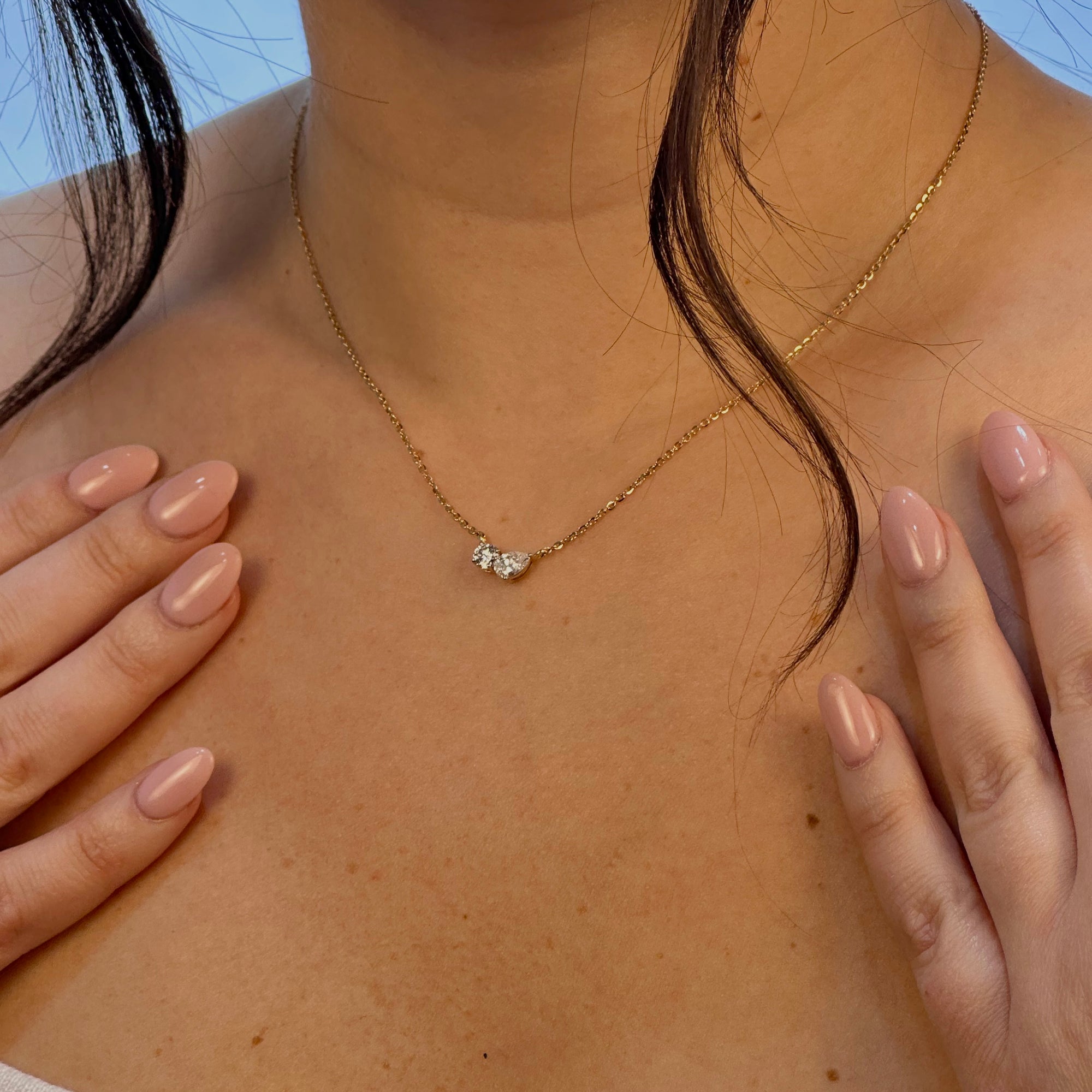 Twin Pear-Round Pendant