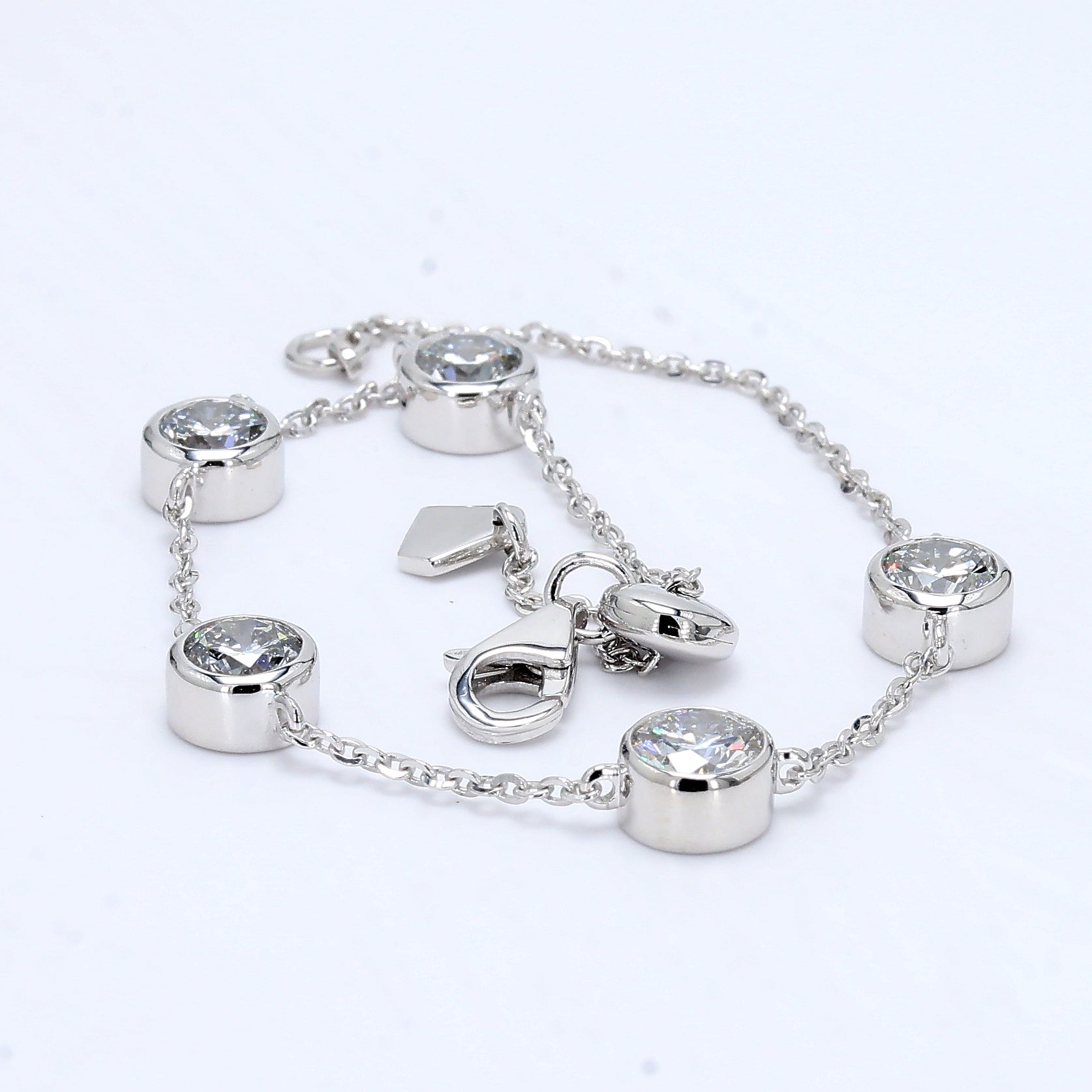 Eclipse Round Station Chain Bracelet