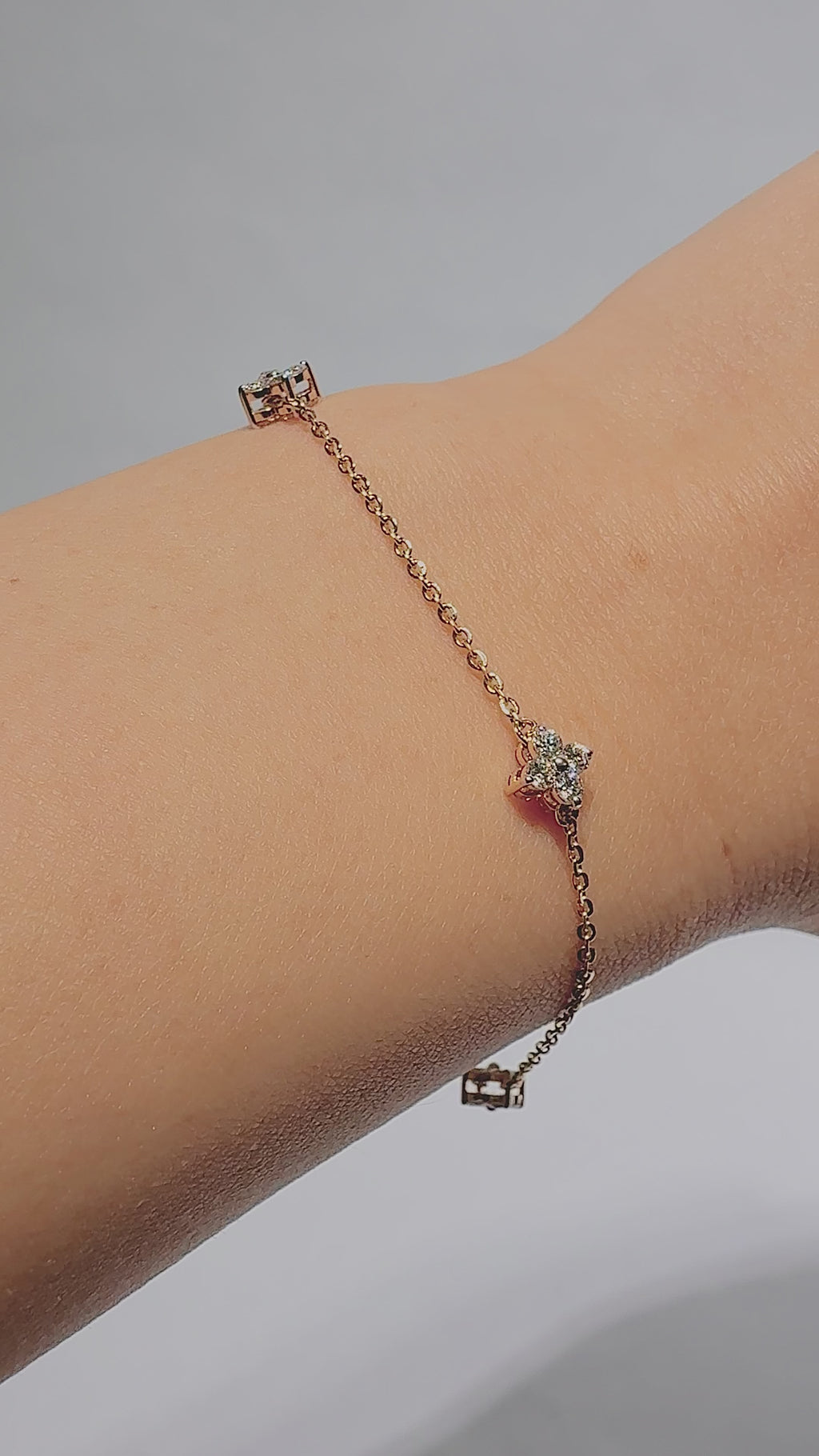 Celestial Station Clover Chain Bracelet