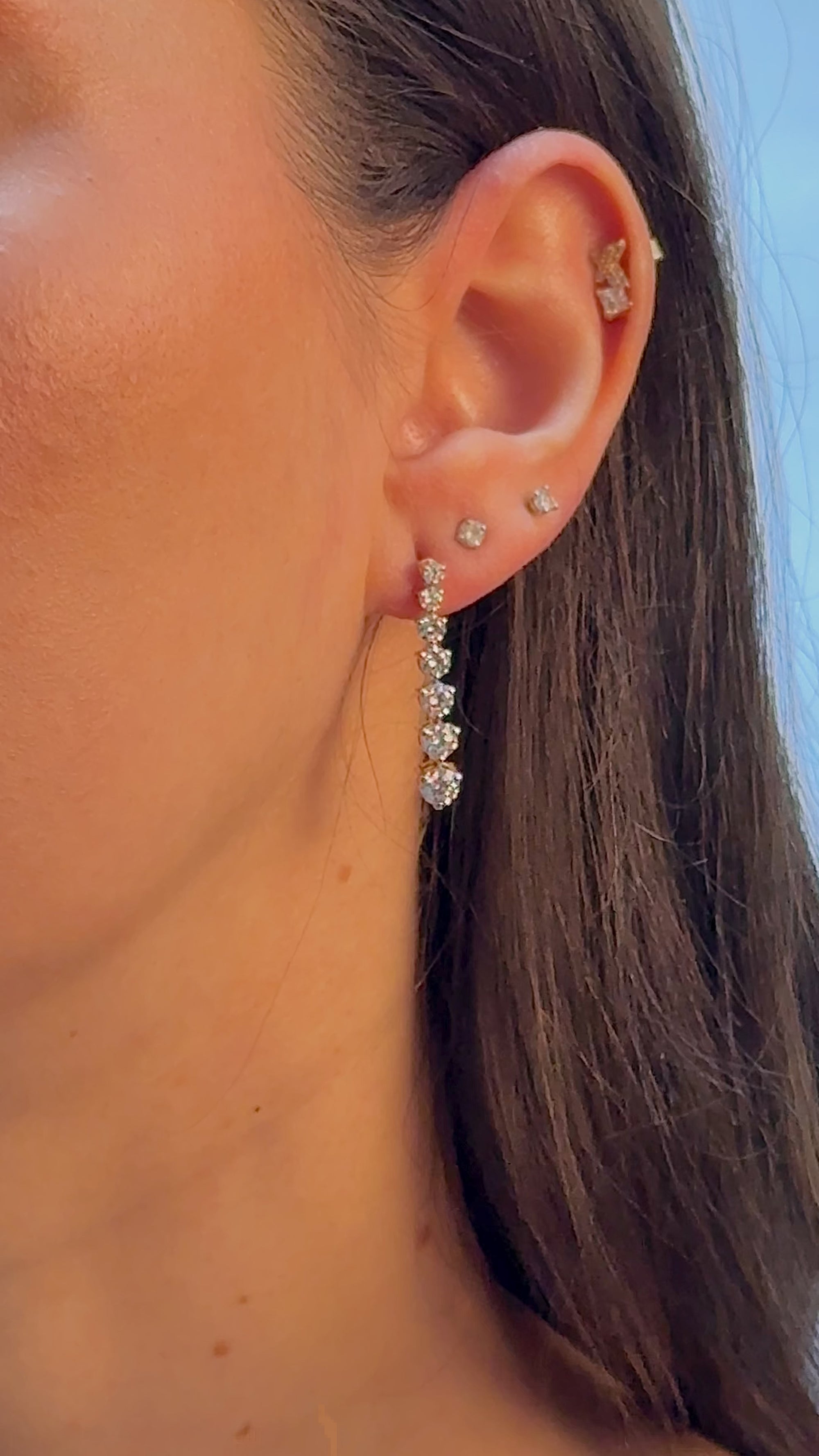 Eternal Graduating Round Earring